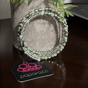 Paparazzi -Malibu Mojito Green- Expandable Bracelet 🌿🆕🌿